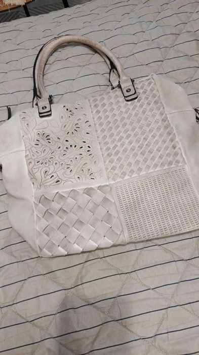 Дамски чанти официални и тип торба