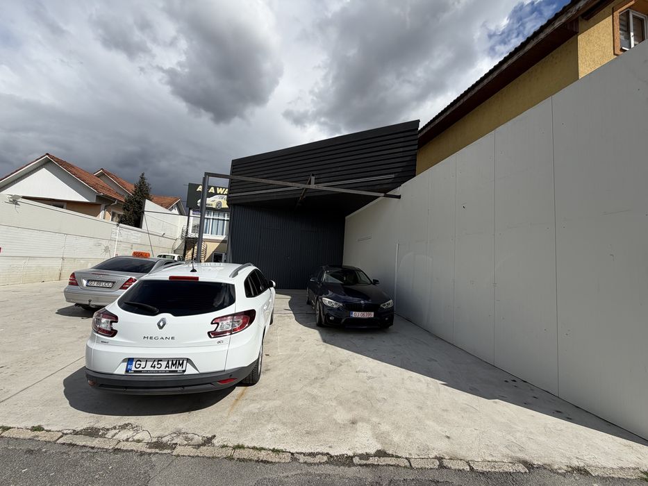 Inchiriez Spatiu Comercial/Hala