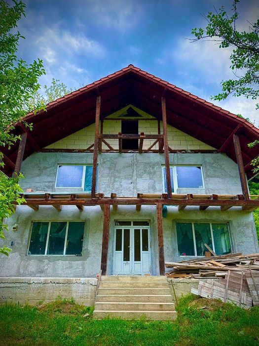 Casă de vânzare sau schimb cu apartament in Orăștie,Deva.+/-diferență