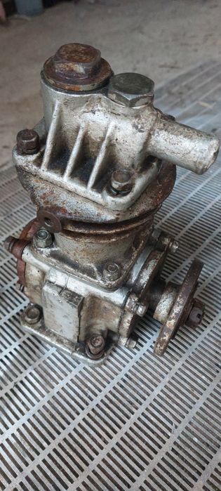 Компрессор новый ГАЗ-66 советских времен