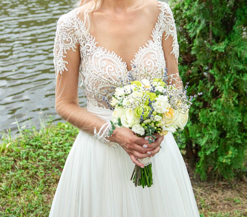 Rochie de mireasa din matase