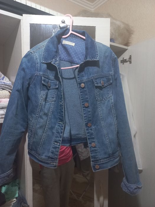 Куртка джинсовая