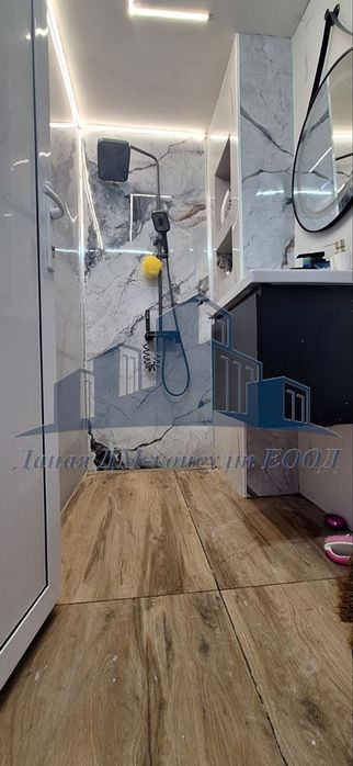 Продава се Тристаен апартамент в Шумен, Добруджански - 87 кв.м за 1553 €/кв.м - Снимка #11