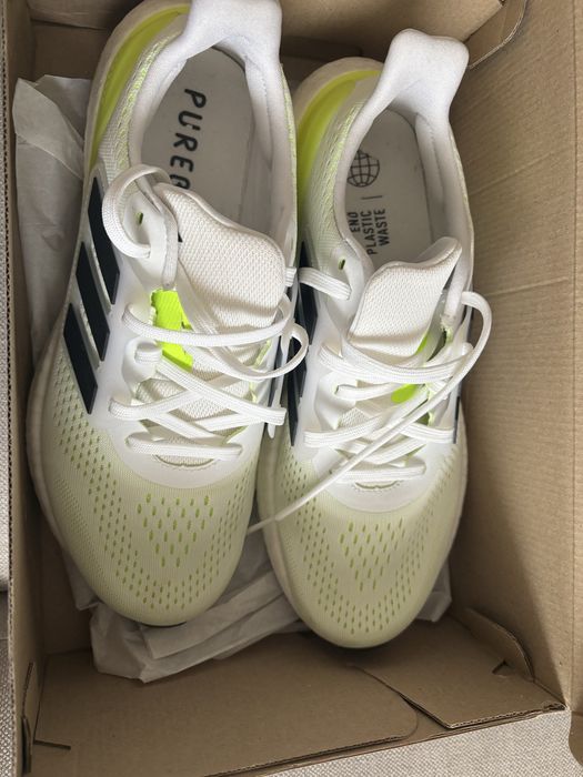 Adidasi Pureboost 23