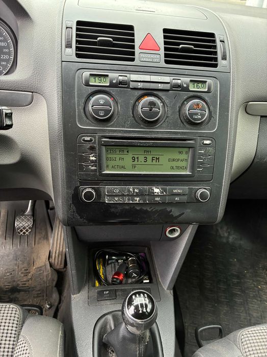VW Touran 2.0 TDI 136CP (2003)