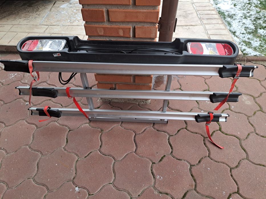 Suport bicicleta auto pentru 3 biciclete