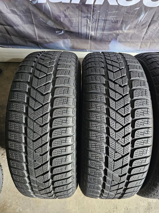 4 anvelope iarna 215 60 16 Pirelli 6.7mm 4519