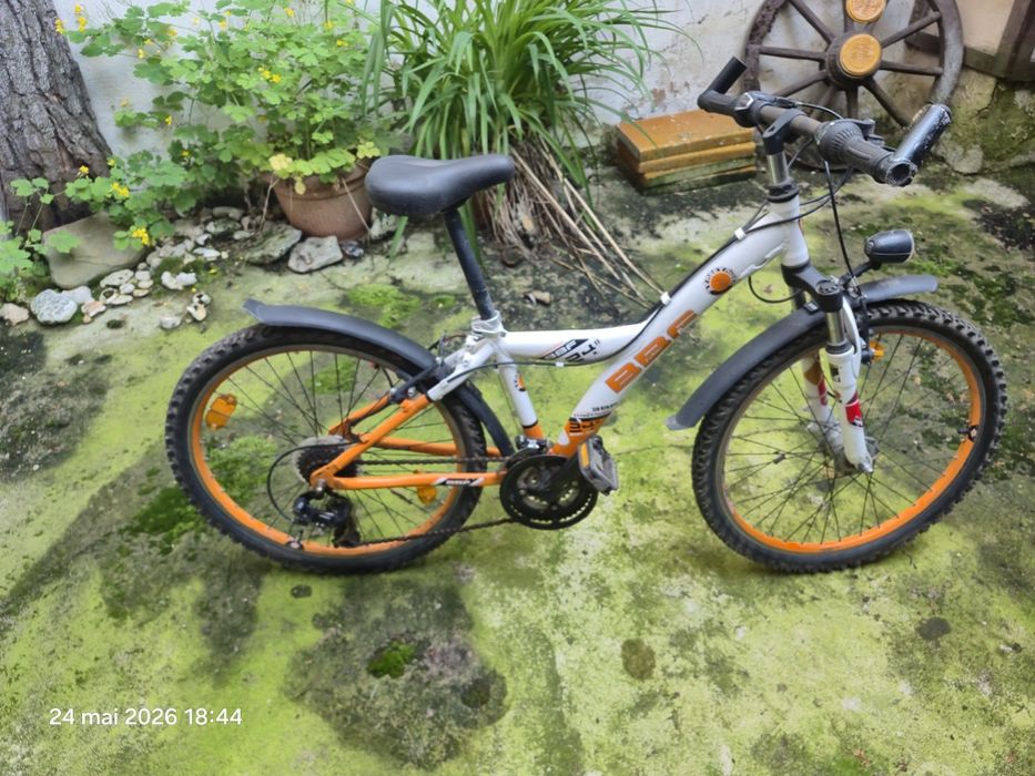 Bicicletă 24 Băieți BBF