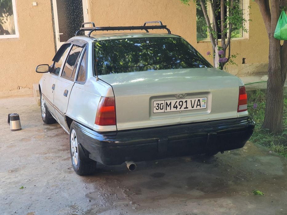 Nexia 1 (Racer) SROCHNA SOTILADI!!!
