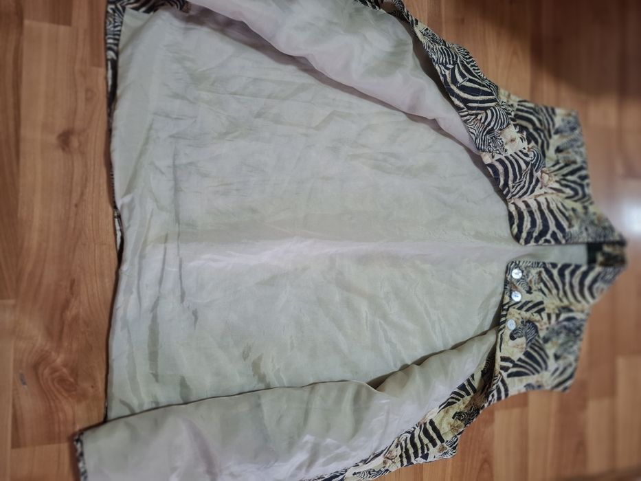 Vesta dama din material usor si moale