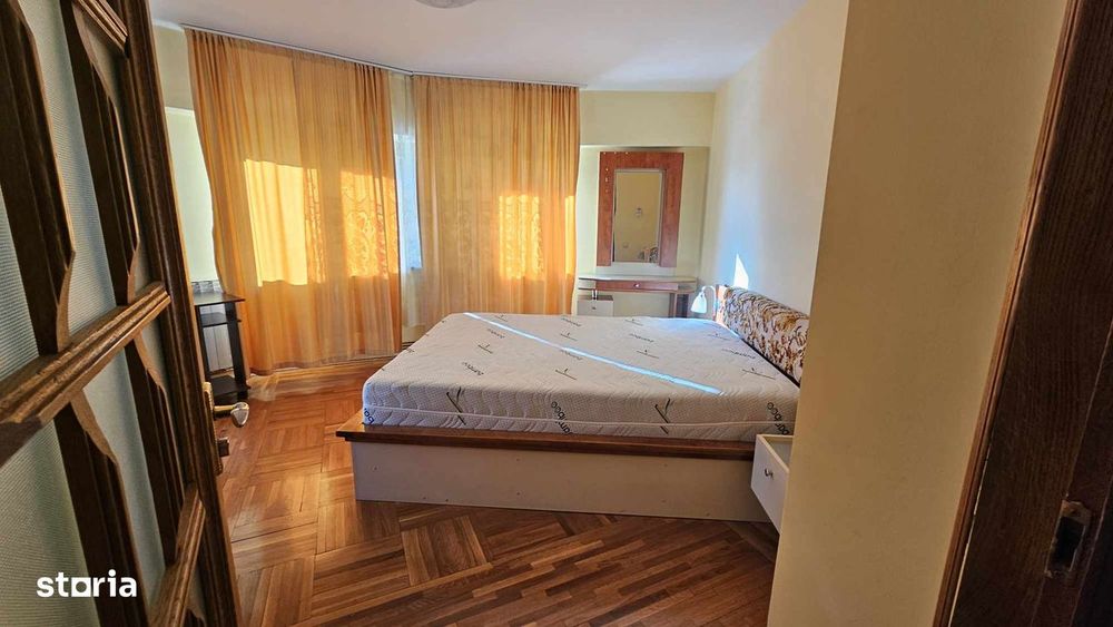 Apartament de 3 camere , Centru IIndependentei UMF Iași