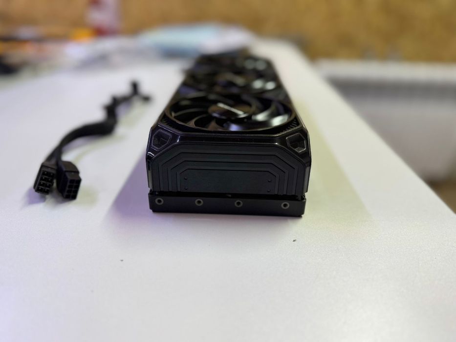 Gainward RTX 4080 super Panther OC