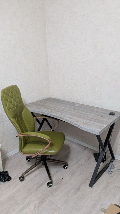 кресло офисное зеленое