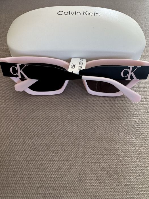 Ochelari calvin klein soare