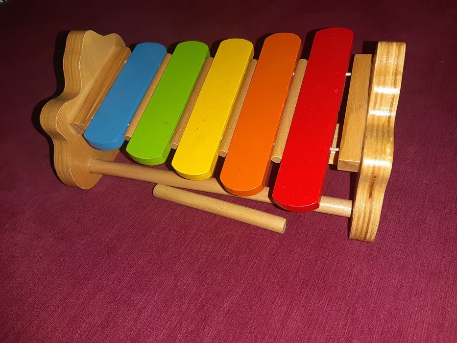 Xilofon  din lemn uk