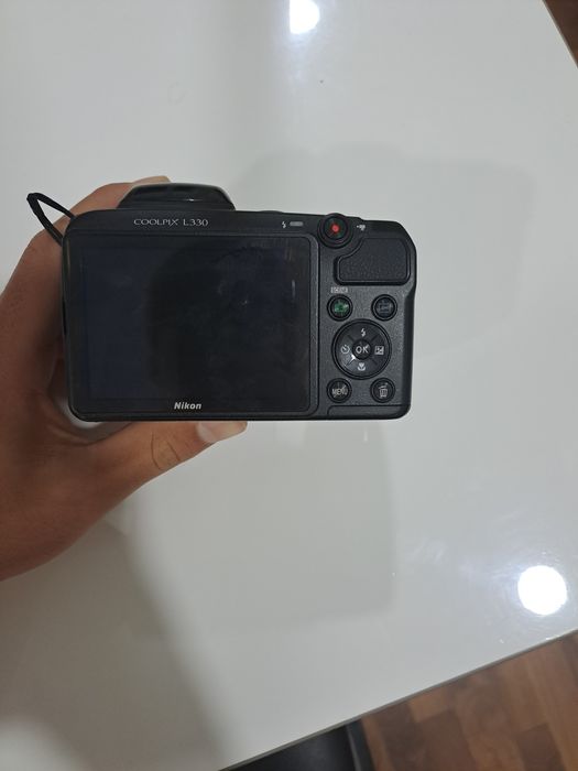 Nikon Coolpix L 330