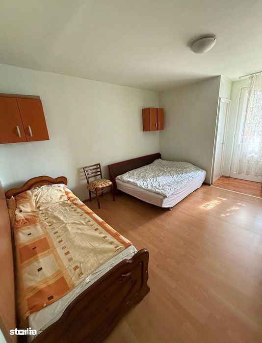 Garsoniera spatioasa in Manastur-zona Big