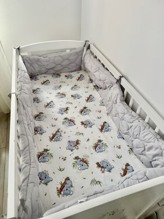 Patut din lemn masiv pentru bebelus- copii cu sertar