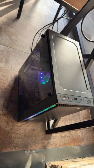 Янги компютерлар сотилади.