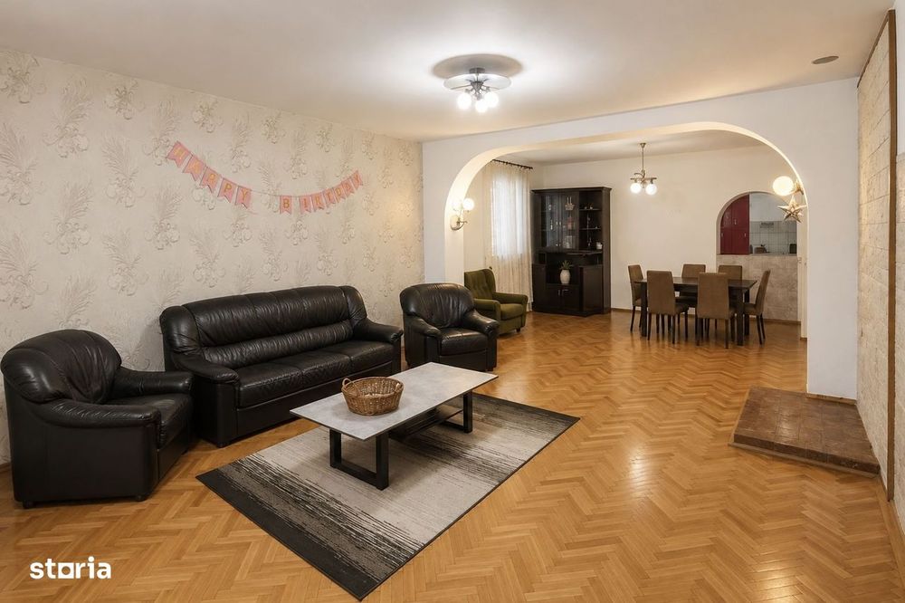 Casă individuală pe strada principala, Giroc,