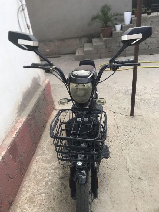 Largo elektro skuter