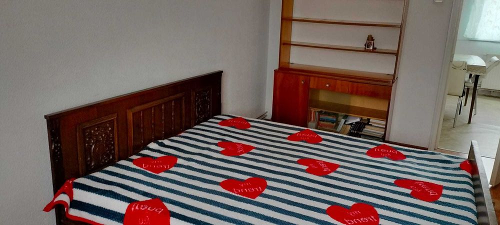Apartament de închiriat