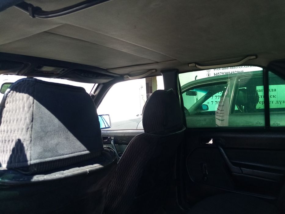 На полном ходу мерс 190