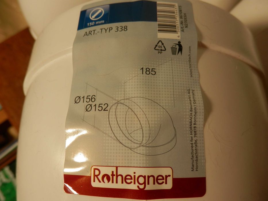 Tubulatură din plastic albă pentru hotă