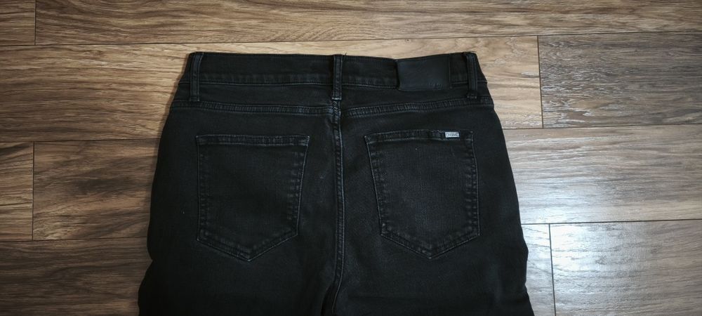 Blugi superbi 32/32