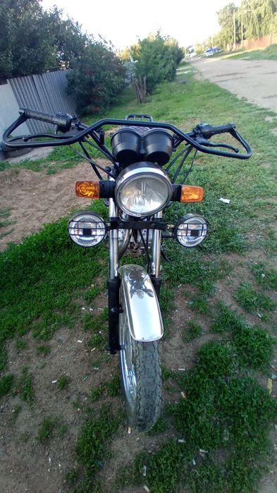 Мотоцикл Десна кантри 200