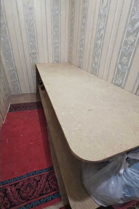 Столы обеденные гостинные