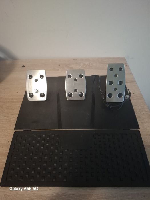 Волан на марка Tracer .