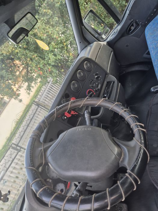De vânzare iveco basculabil