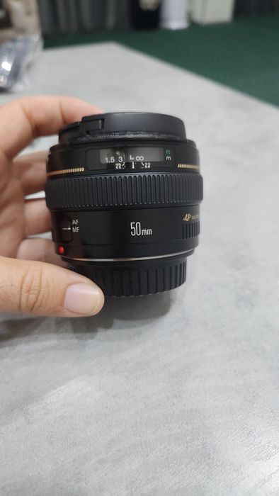 Obektiv Canon 50mm 1.4