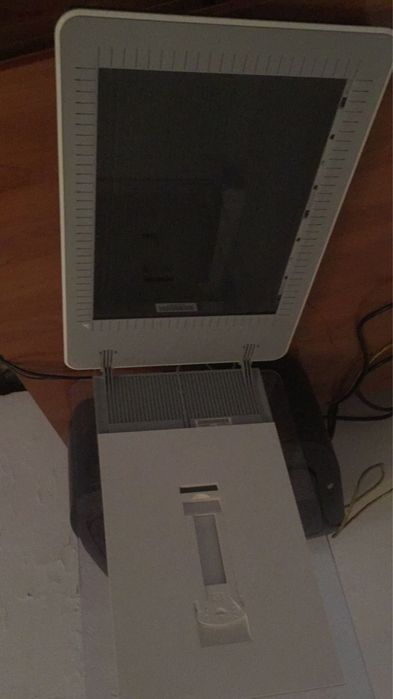 Продается сканер HP Scanjet G2710