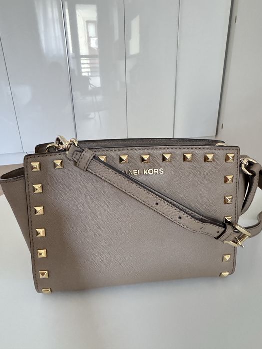 Geanta Michael Kors marime medie, cu tinte