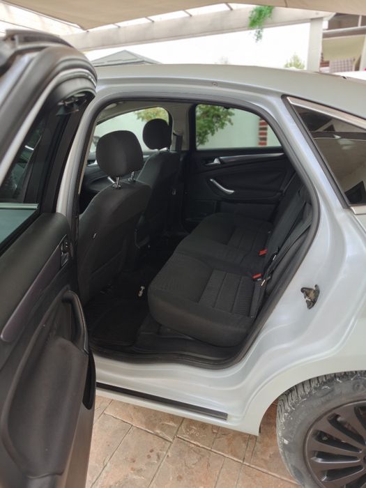 Ford Mondeo 2.0 tdci