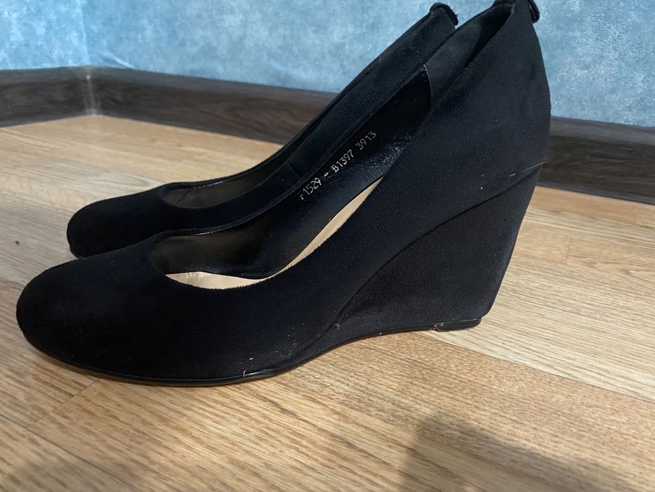 Туфли черные