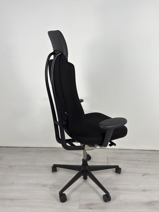 Ергономичен офис стол Vitra Headline