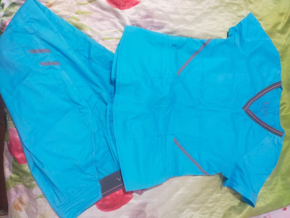 Медицинский костюм