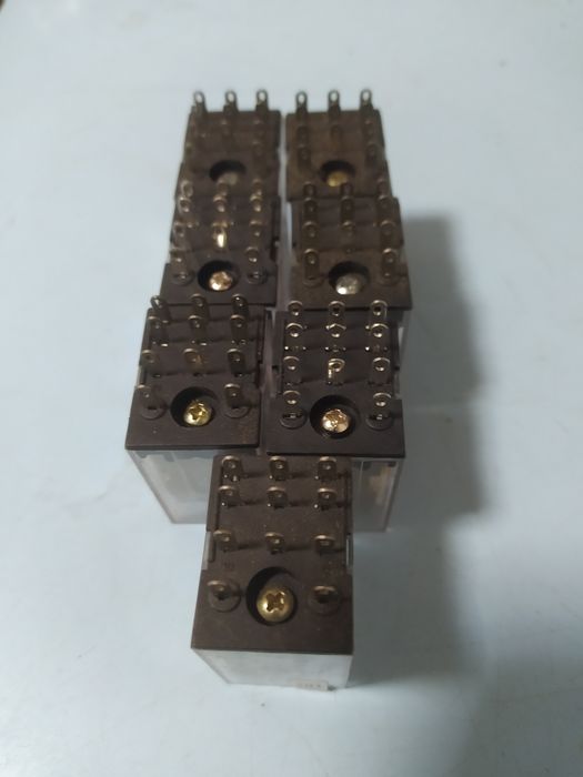 Продам реле , новые.