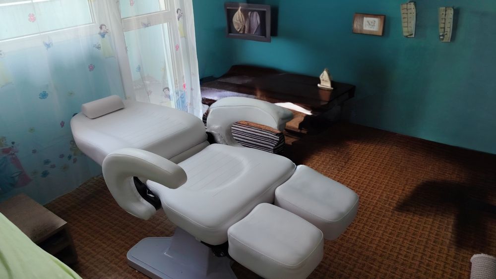 Стол за педикюр-неизползван