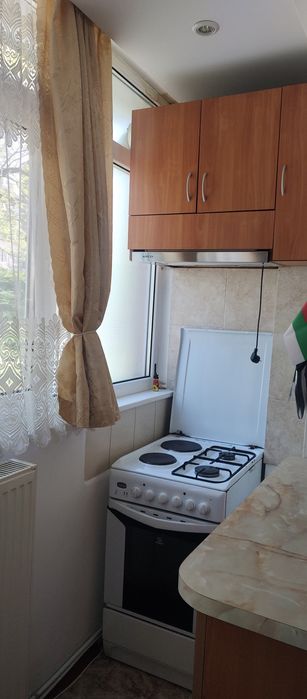 Дава се под наем Тристаен апартамент в Ямбол, Възраждане - 70 кв.м за 248.88 € - Снимка #4