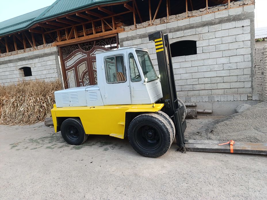 Погрузчик Кара сотилади холати алооо бенз Андижан матор газ 51 расхот