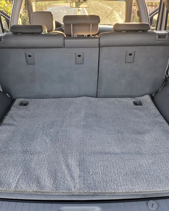 **Curățare profesională canapele și tapițerii – la domiciliu**