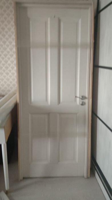 Двери деревянные по 15 тысяч