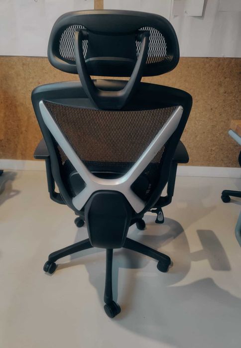 Scaun de birou ANTARES - ergonomic AERO PRO flexibil si rezistent