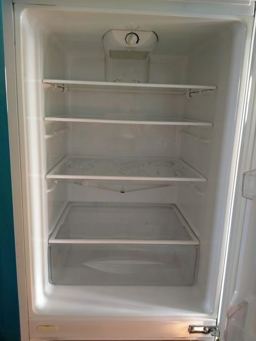 Продается Холодильник, expresscool. Рабочее состояние