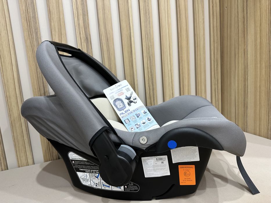 Продам детское автокресло 0+