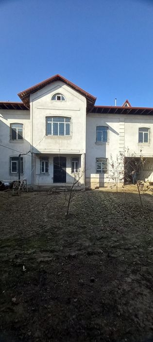 3-х уровневый  дом 1 км от Сельхоз института